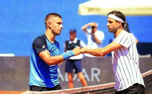 车运动中一 车运动中一