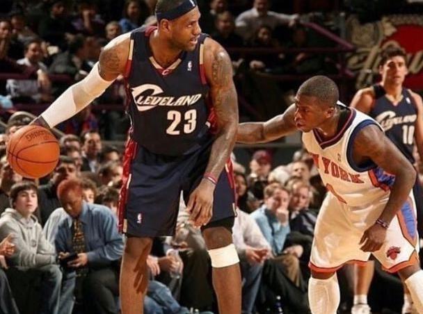 球迷们的激 球迷们的激